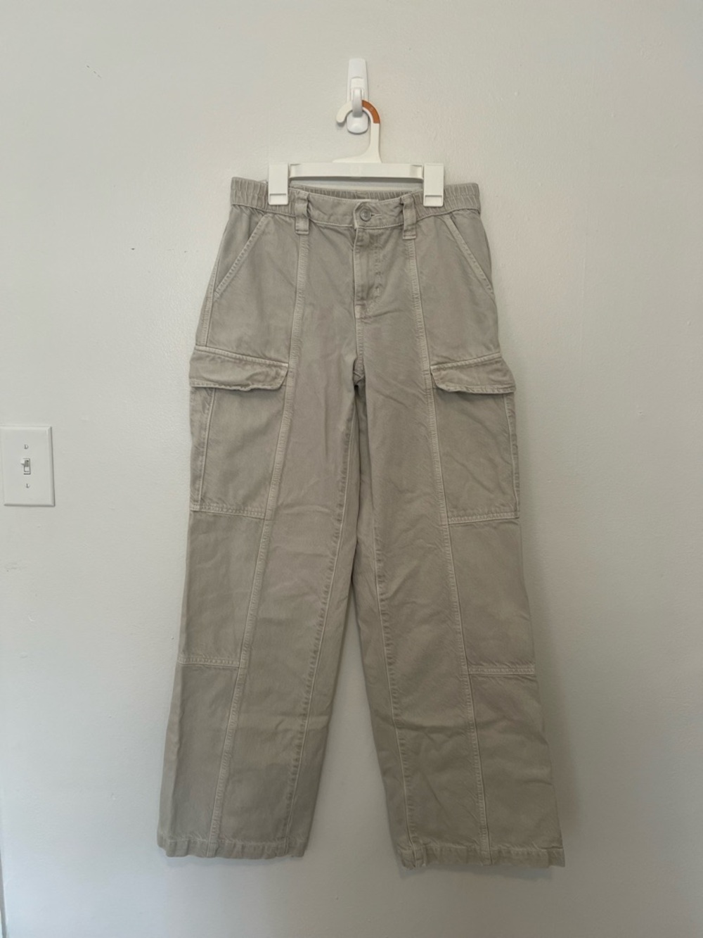 PacSun Women's Low Rise Puddle Cargo Pant in Light Beige Small